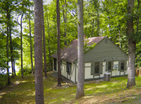 Twin Lakes State Park cabins